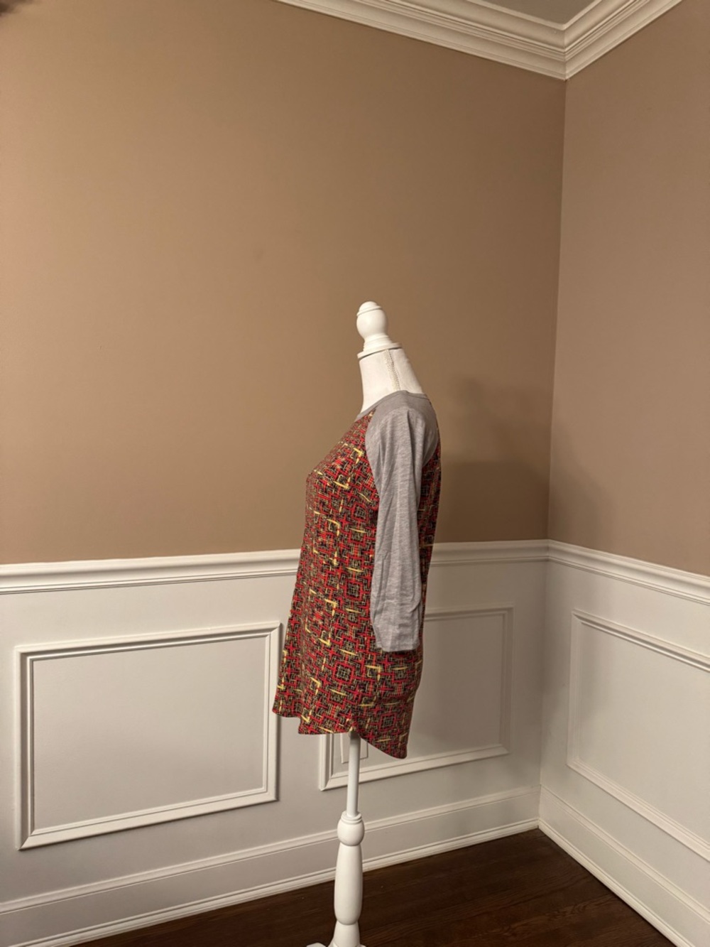 LuLaRoe Randy Raglan Tee - Red/Yellow Geometric Grid Print - Size Small - Picture 3 of 9